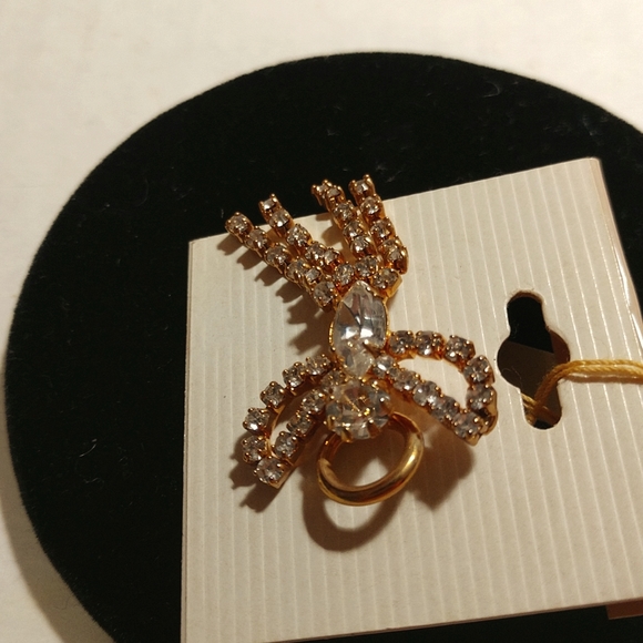 Antique Gold Tone Faux Diamonds Angel Pin 1 1/4" Inches - Picture 6 of 8